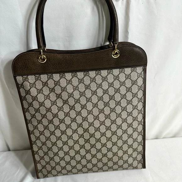 Vintage Gucci Handbag - Picture 3 of 9
